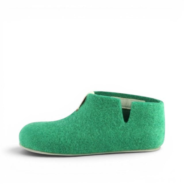 Baabuk Yves Kids emerald green wool slippers with natural crepe rubber soles, handmade in Nepal.