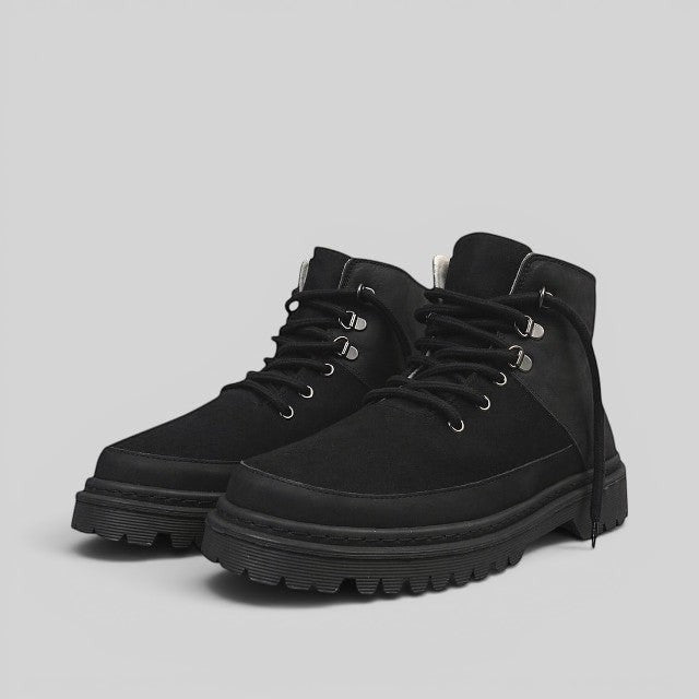 Baabuk Ice Wooler black wool boots with nubuck leather details, durable rubber lug sole, and cotton laces.